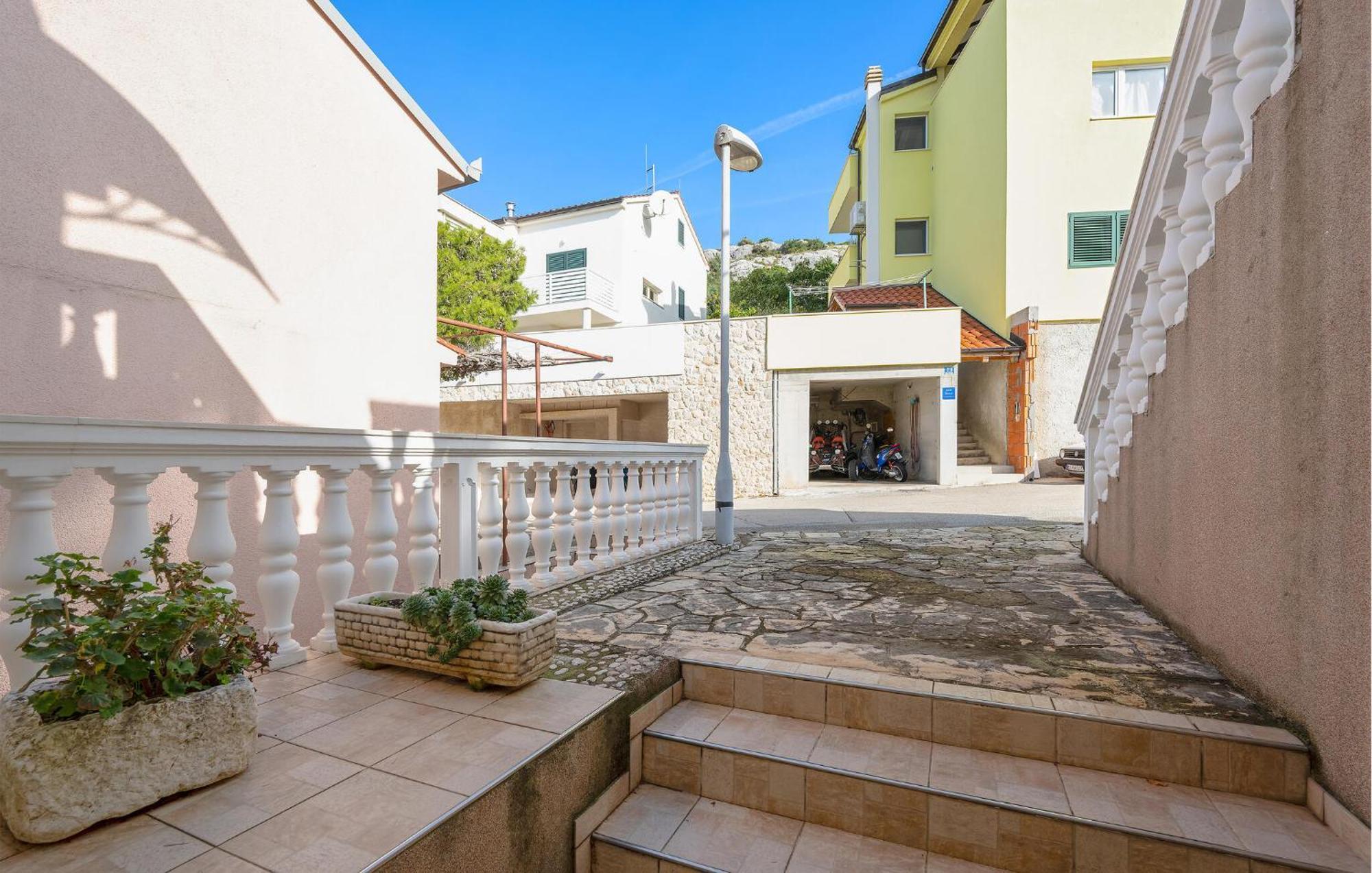 1 Bedroom Stunning Apartment In Primošten المظهر الخارجي الصورة