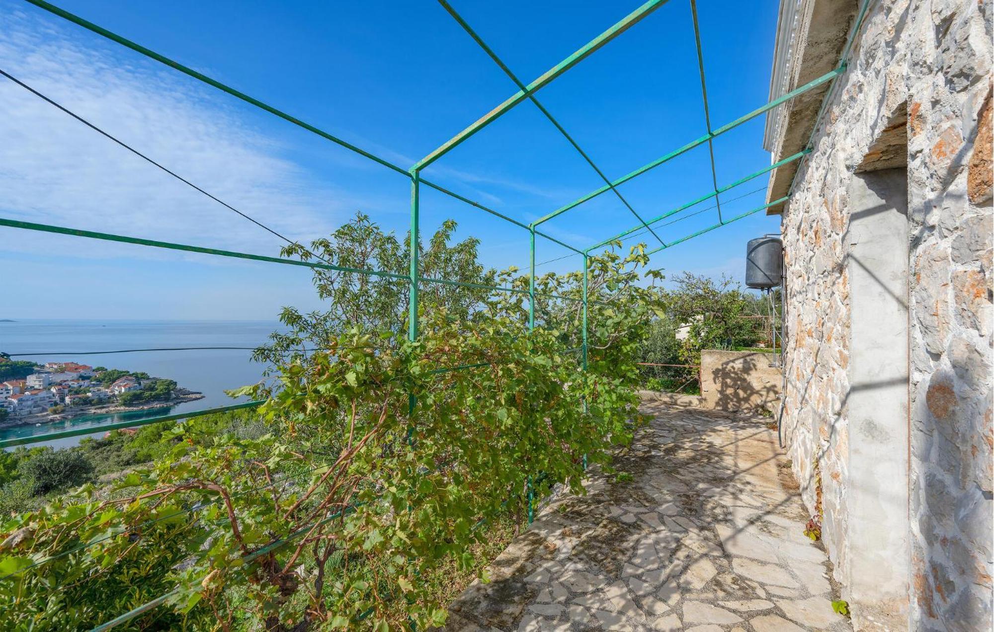 1 Bedroom Stunning Apartment In Primošten المظهر الخارجي الصورة